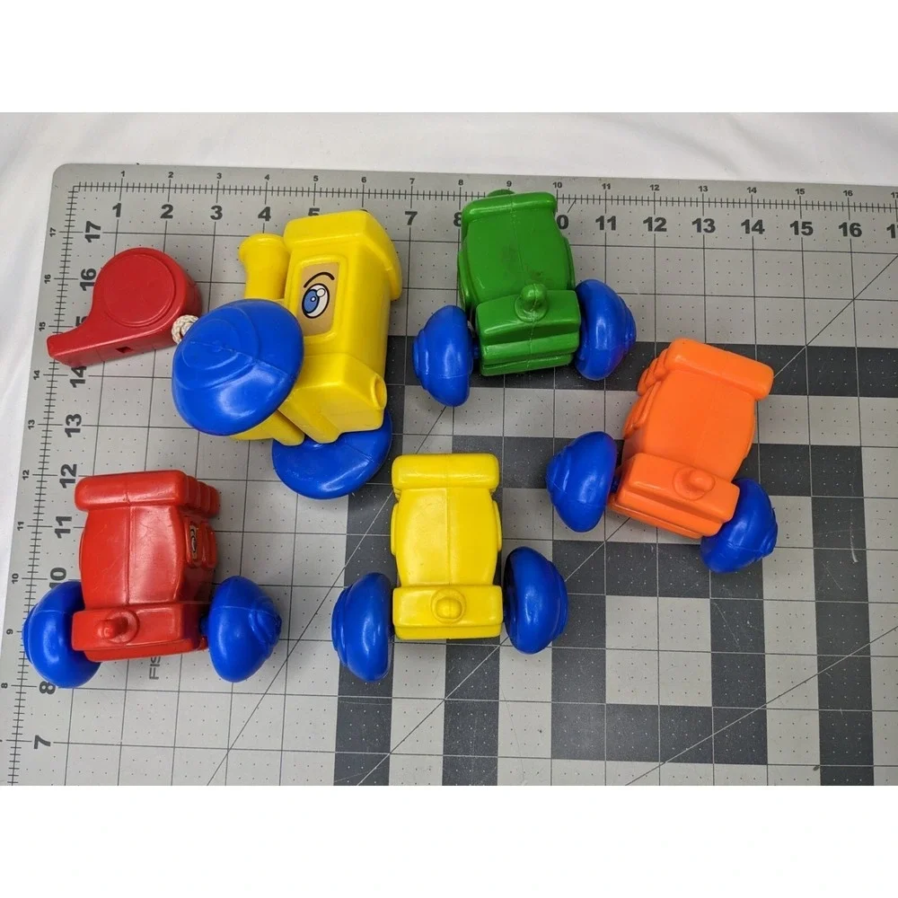 Blow‎ Mold Train Pull Toy Cars Caboose Whistle 5 Inch Tall